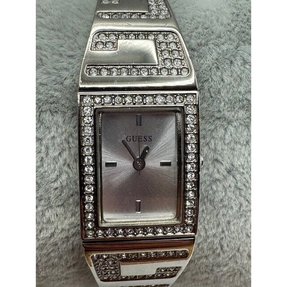 Guess Ladies Silver Dial Bangle Bracelet Quartz Watch U12548L1 New Battery‎ - Picture 1 of 14